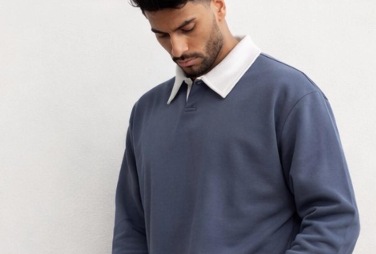 Navy blue polo collar sweater